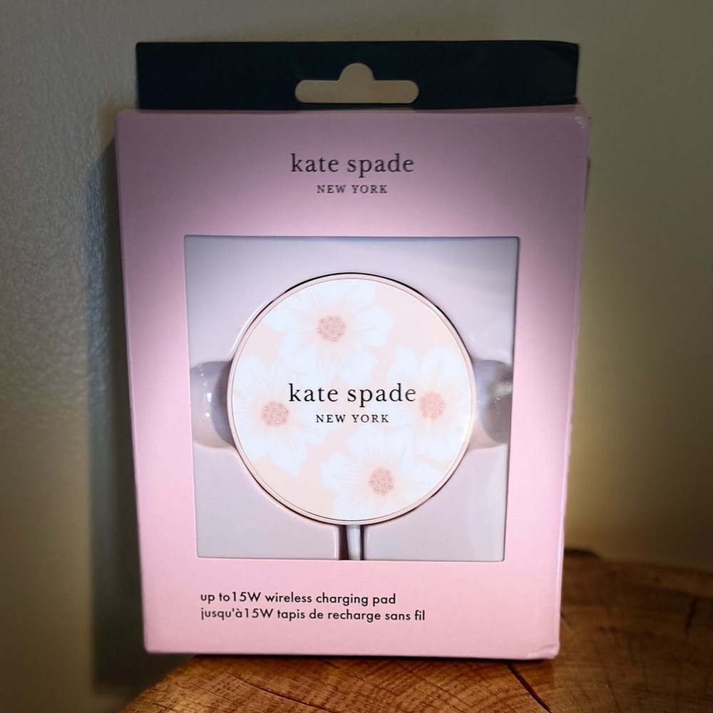 Kate Spade New York 15W Wireless Charging Pad Hollyhock, NIB - Picture 1 of 6